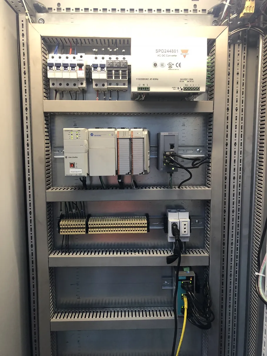 Sistema de control enfriadores Est�ticos n�3 y 4 para Talleres Elecmetal - Vista 4